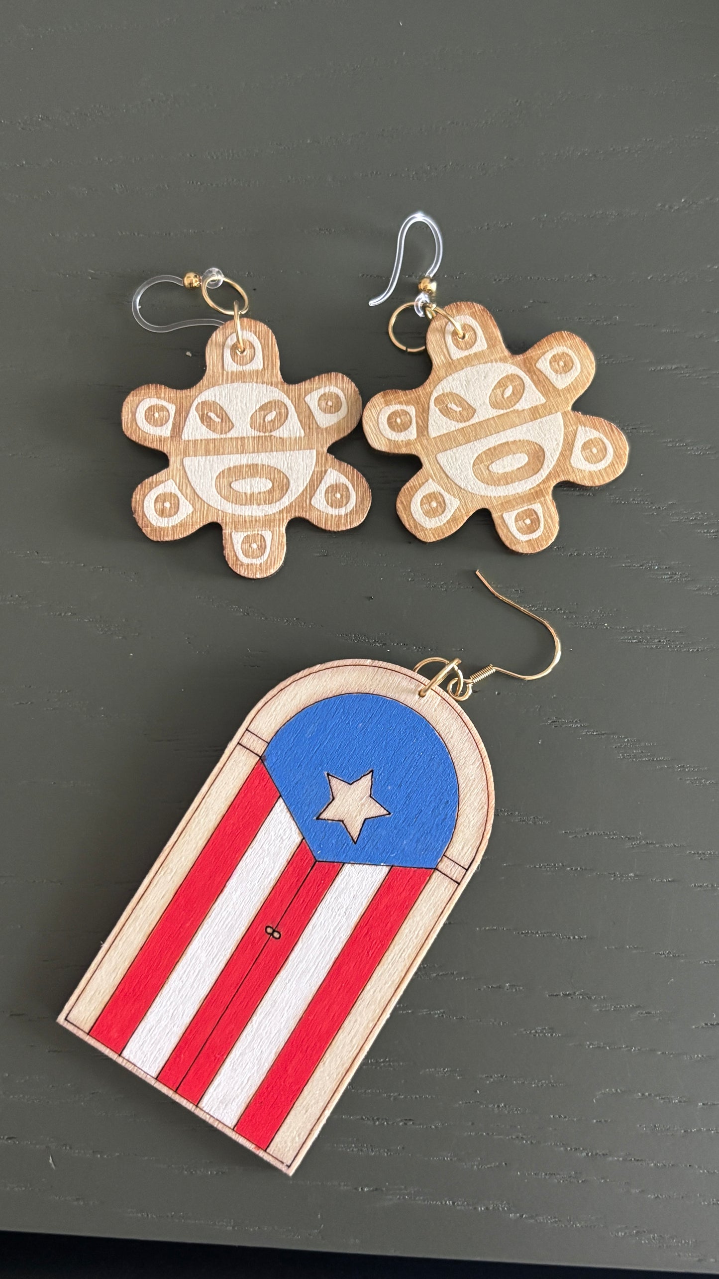 Taino Wood earrings (+ flag earring)